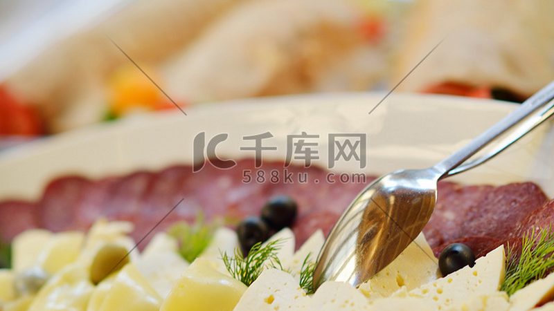 速冻食品电商运营费用预算解析：关键因素与优化策略